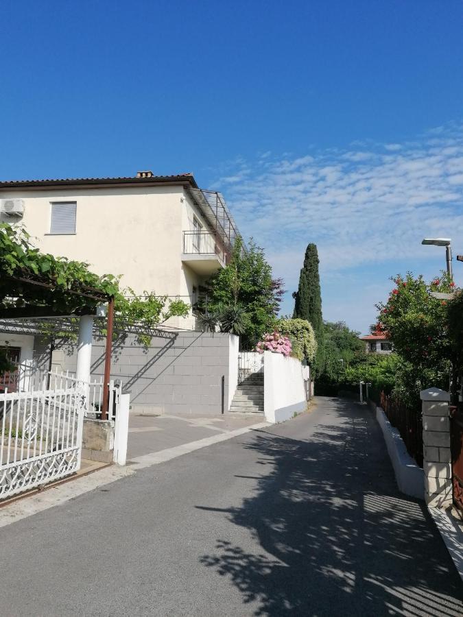 Lavanda Apartment Izola Bagian luar foto